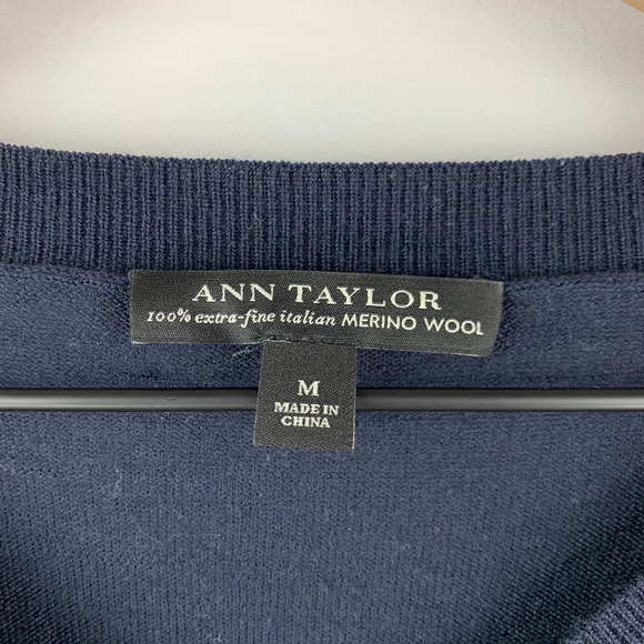 Ann Taylor Navy Blue Jeweled Long Sleeve Tee Sz M - Picture 5 of 8